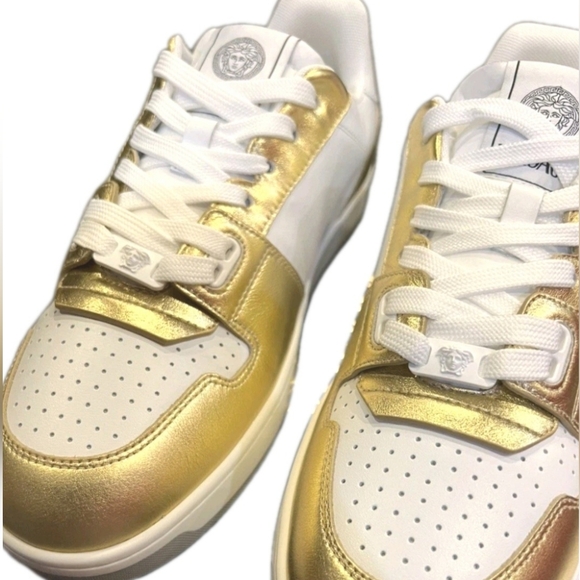 Versace Gold Medusa Logo Laminated Leather Sneakers EU 43.5 US Men's Size 10.5 - Picture 5 of 12